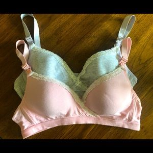 Bundle of 2 Mommas shop Maternity bras size Large